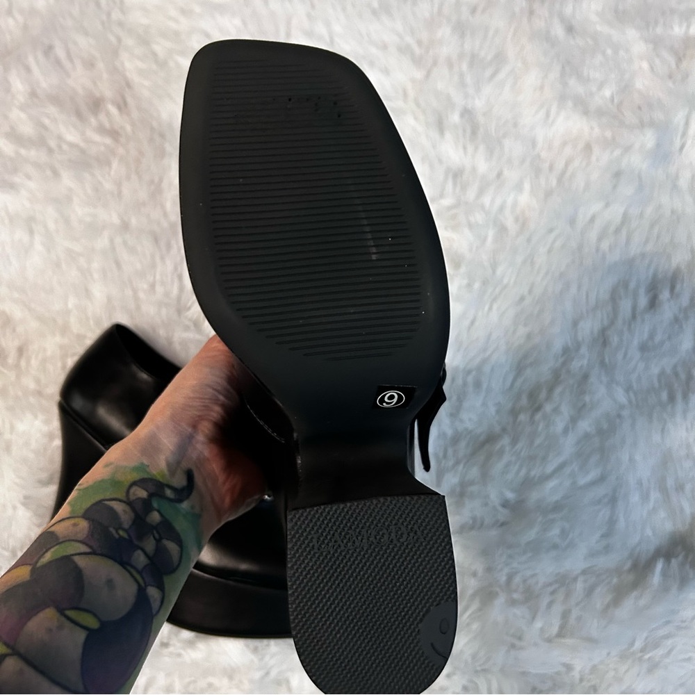 Chunky platforms - Picture 3 of 4